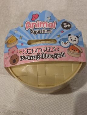 ANIMAL SQUISHIES SURPRISE DUMPLINGS